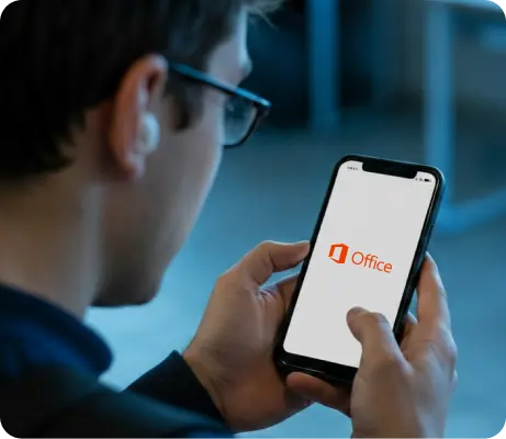 Usuário acessando pacote Office